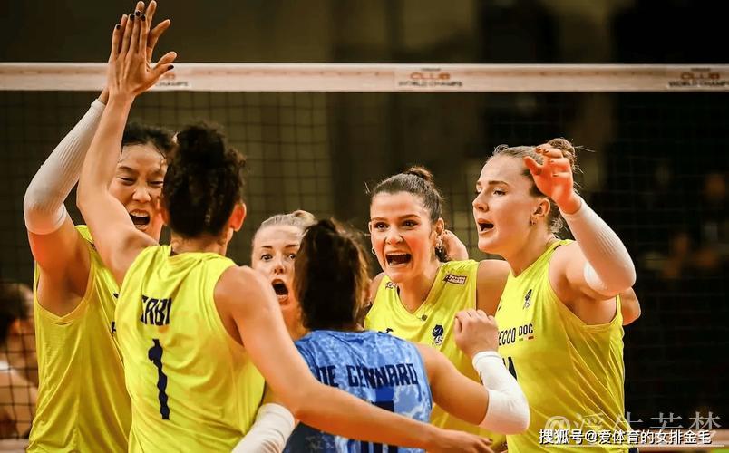 “多家俱乐部竞相追逐加比！全能主攻炙手可热，朱婷加比身价齐飞”